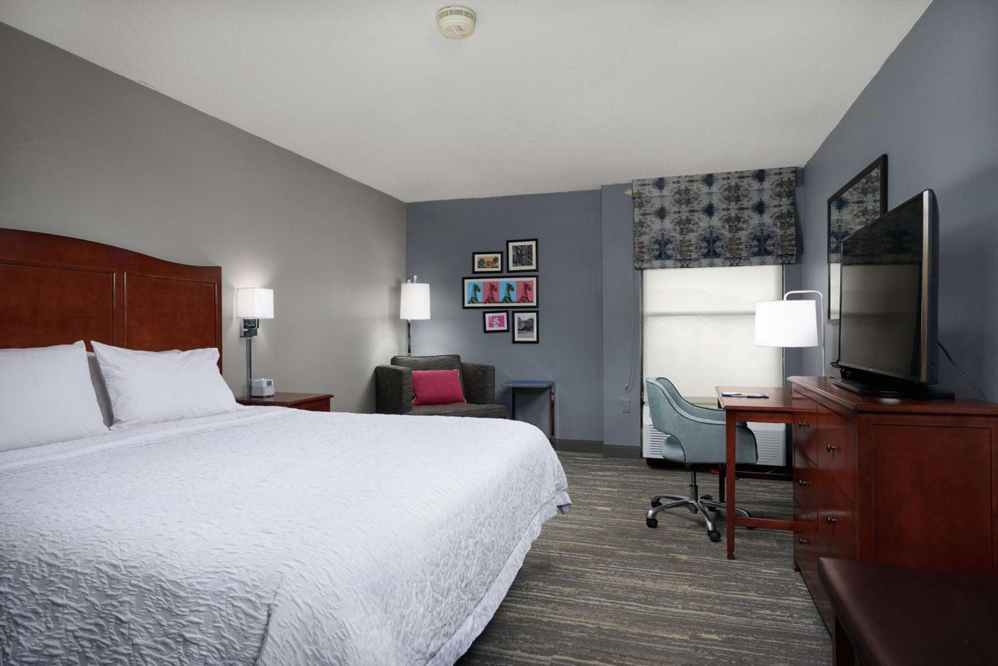Hampton Hotel