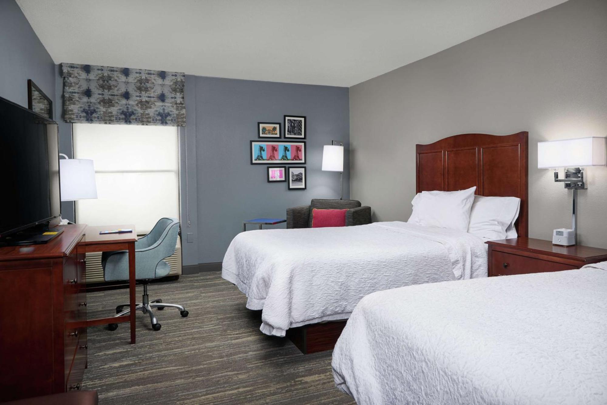 Hampton Hotel 3*